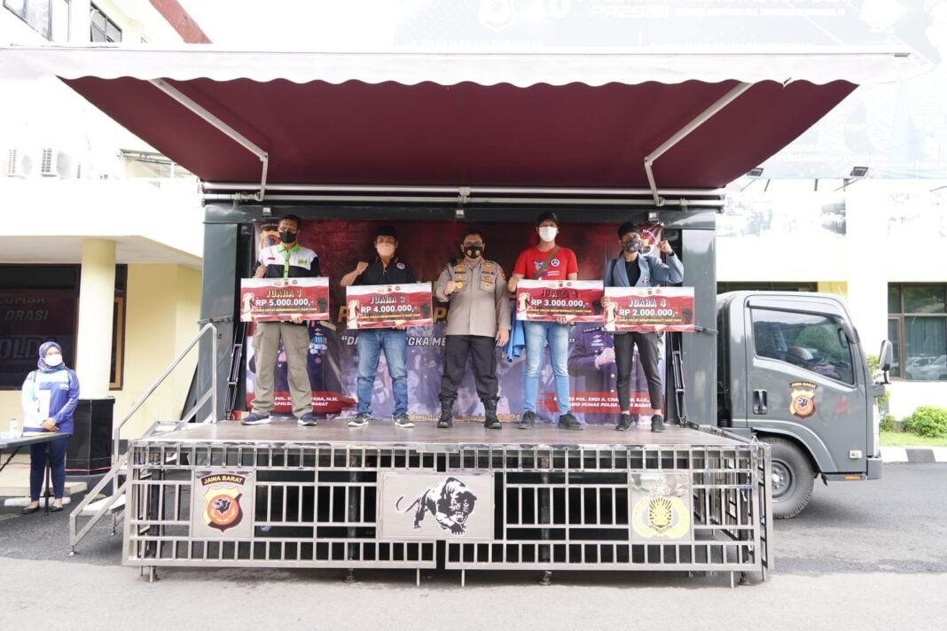 Sambut Hari HAM Sedunia, Polda Jabar Gelar Lomba Orasi Unjuk Rasa Memperebutkan Piala Kapolri Sambut Hari HAM Sedunia, Polda Jabar Gelar Lomba Orasi Unjuk Rasa Memperebutkan Piala Kapolri