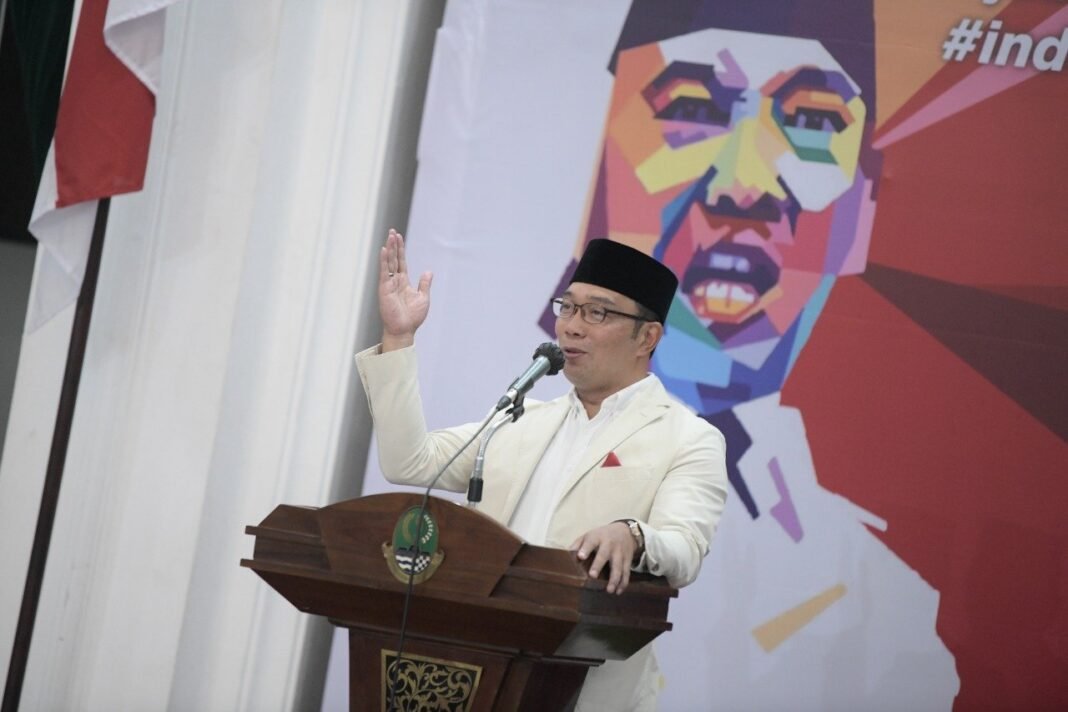 Ridwan Kamil Pastikan Pelayanan Publik di Kota Bekasi Normal Ridwan Kamil Pastikan Pelayanan Publik di Kota Bekasi Normal