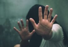 Seorang Wanita di Makassar Mengaku Diperas dan Dihamili Oknum Polisi