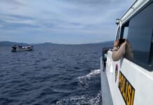 Speead Boad Dihantam Ombak di Perairan Tulehu, Satu Penumpang Tewas