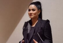 Resolusi Titi Kamal Memasuki Tahun 2022 | Opsi.id