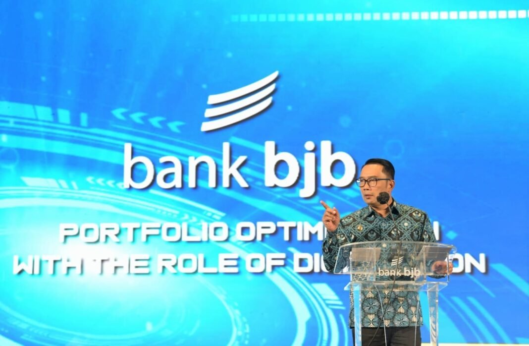 Bank Bjb Diminta Jadi Solusi Atasi Pinjol Ilegal Lewat Transformasi Digital Bank Bjb Diminta Jadi Solusi Atasi Pinjol Ilegal Lewat Transformasi Digital