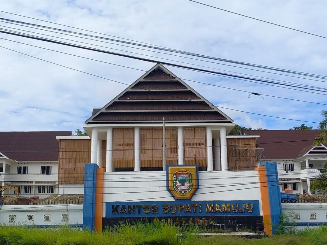 Kantor Bupati Mamuju Diklaim Tahan Gempa 7 SR dan Kokoh 2000 Tahun Kantor Bupati Mamuju Diklaim Tahan Gempa 7 SR dan Kokoh 2000 Tahun
