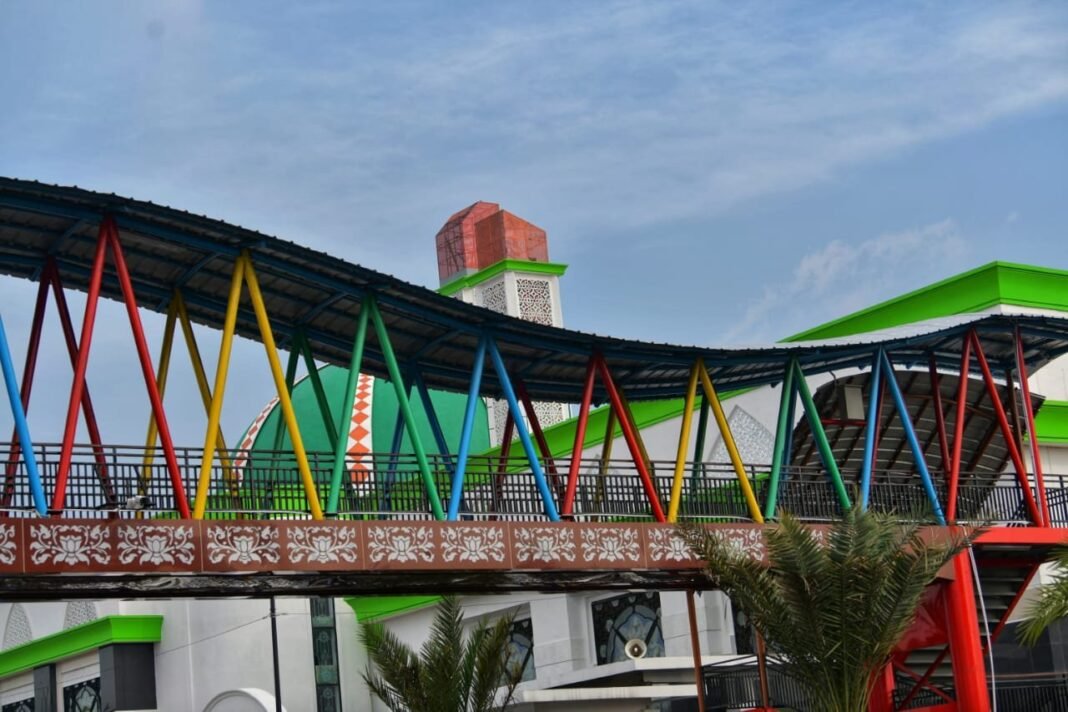 Lanskap Gunung Ciremai Warnai Peresmian Alun-alun Kuningan Lanskap Gunung Ciremai Warnai Peresmian Alun-alun Kuningan