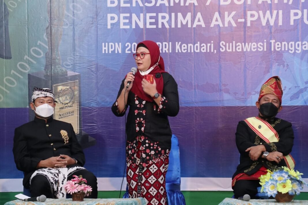 Bupati Indramayu Paparkan Program I-Ceta Pada Dialog Kebudayaan HPN 2022 Bupati Indramayu Paparkan Program I-Ceta Pada Dialog Kebudayaan HPN 2022