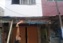 Seorang Buruh Bangunan di Polman Nyaris Tewas Tersengat Listrik