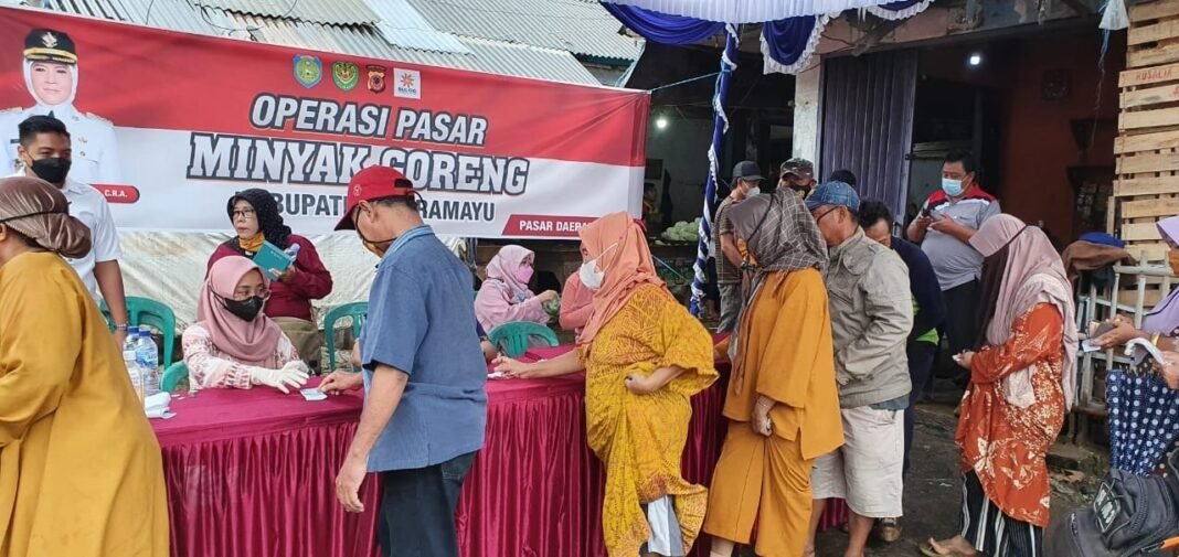 Operasi Pasar Murah Minyak Goreng Sasar Warga Patrol Operasi Pasar Murah Minyak Goreng Sasar Warga Patrol