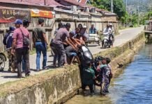 Naik Motor, Emak-emak di Abdya Tercebur ke Irigasi