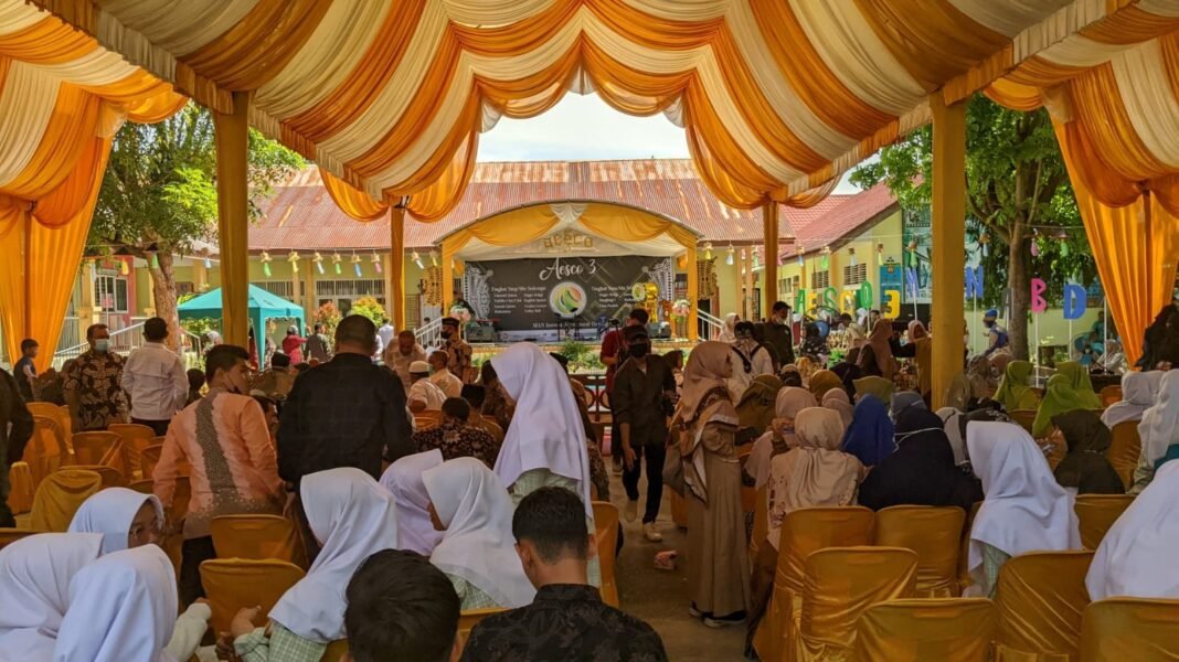 600 Pelajar Unjuk Skill di Pentas Aesco ke-3 MAN Abdya 600 Pelajar Unjuk Skill di Pentas Aesco ke-3 MAN Abdya