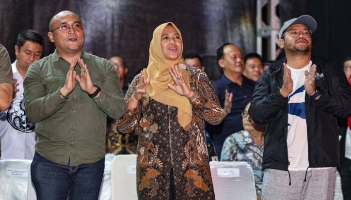 Wakil Wali Kota Herlina ikut hadir. 