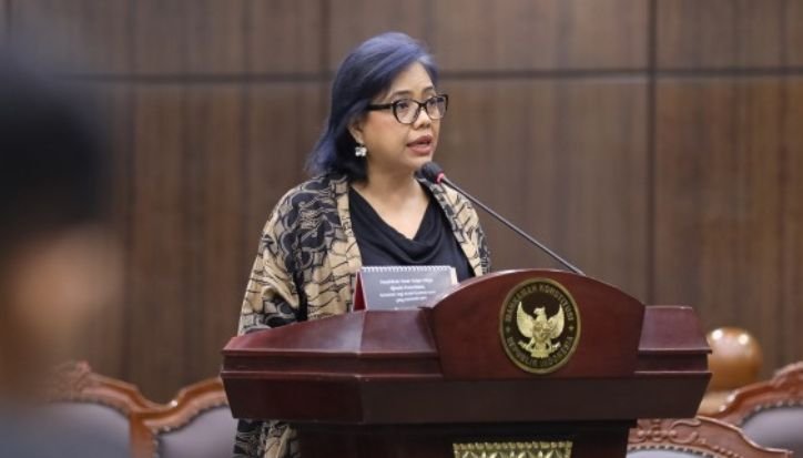 Program MBG diuji materi di MK. Bivitri Susanti, menilai kebijakan tersebut berpotensi menyimpang dari amanat konstitusi.