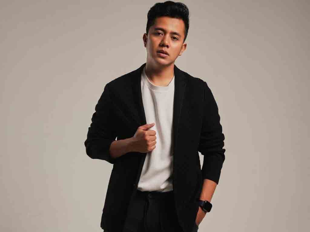 Penyanyi solo, Adiw. (Foto: Istimewa)