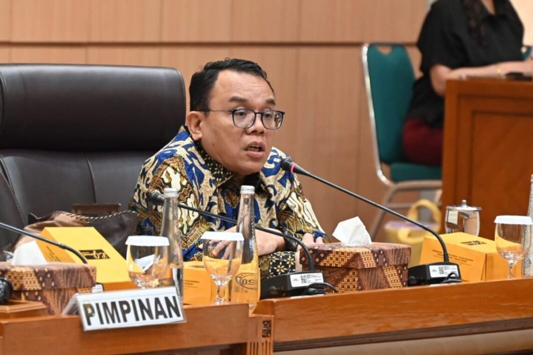 Saleh Daulay Dorong JK Gunakan Jalur Dialog untuk Sampaikan Kritik ke Prabowo Saleh Daulay Dorong JK Gunakan Jalur Dialog untuk Sampaikan Kritik ke Prabowo
