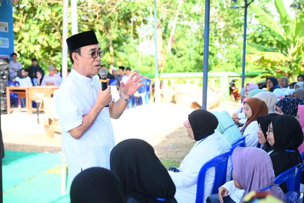 Hadir di Kabupaten Gowa, Pemerintah Ingatkan Pentingnya Sinergi Bersama dalam Program MBG Hadir di Kabupaten Gowa, Pemerintah Ingatkan Pentingnya Sinergi Bersama dalam Program MBG