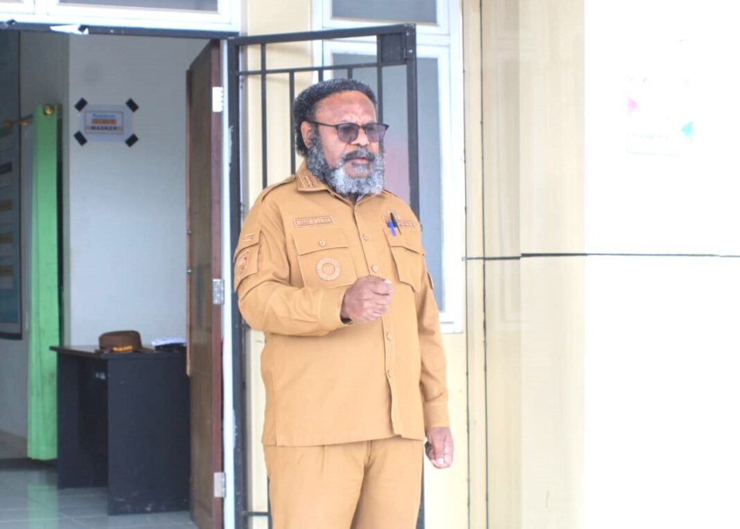 Pimpin Apel Pagi, Bupati Tolikara Kembali Tekankan Pentingnya Disiplin ASN bupati tolikara