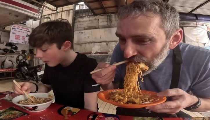 kuliner ekstrem mie pedas cabe rawit