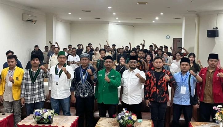 menolak hasil musda knpi