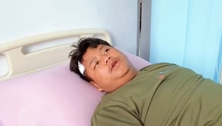 Begal Bersenjata di Binjai, Pelajar SMA Dibacok Saat Berangkat Sekolah Pelajar SMA bernama Yudha menjadi korban begal saat hendak pergi ke sekolah. (Foto: Opsi/Rahmat Hidayat).
