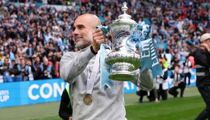 Juara FA Cup, Guardiola Larang Pemain City Minum Satu Bir pun: “Langsung Pulang ke Manchester” pep guardiola