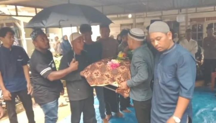 Gara-Gara Chat WhatsApp, Remaja 18 Tahun Tewas Ditikam Bapak-Anak di Labuhanbatu Selatan penikaman