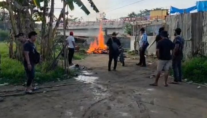 Gerebek sarang narkoba Satresnarkoba Polres Langkat. Bakar gubuk, pelaku tidak ditemukan.