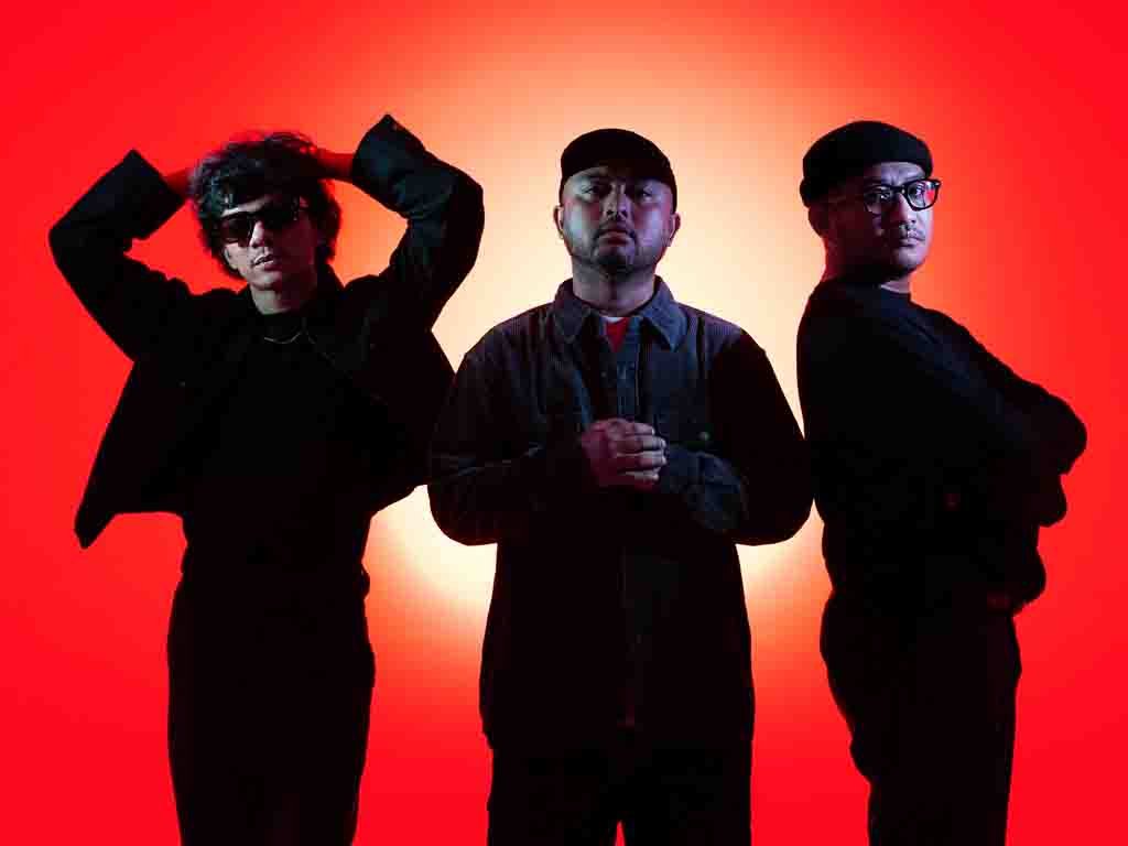 Grup Band 1TENGAH Rilis Album Perdana Mula Masa Grup band 1Tengah. (Foto: Istimewa)
