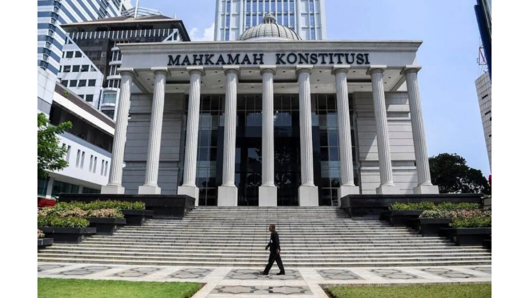 MK Wajibkan KPU Coret Parpol yang Abaikan Keterwakilan Perempuan 30% MK Wajibkan KPU Coret Parpol yang Abaikan Keterwakilan Perempuan 30%