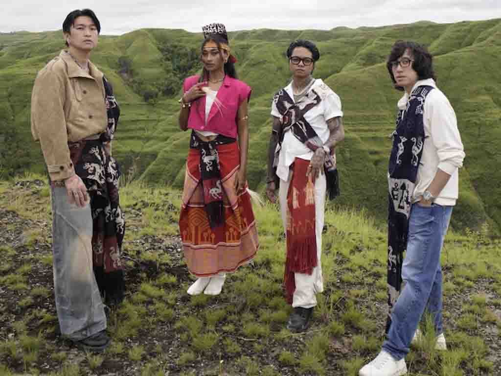 Weird Genius dan Novia Bachmid. (Foto: Istimewa)