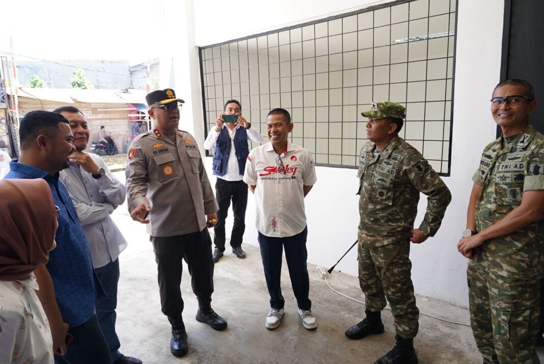 Kapolda Sulbar, Irjen Pol Adi Deriyan Jayamarta saat menghadiri peluncuran KDKMP. (Foto: Opsi/Eka)