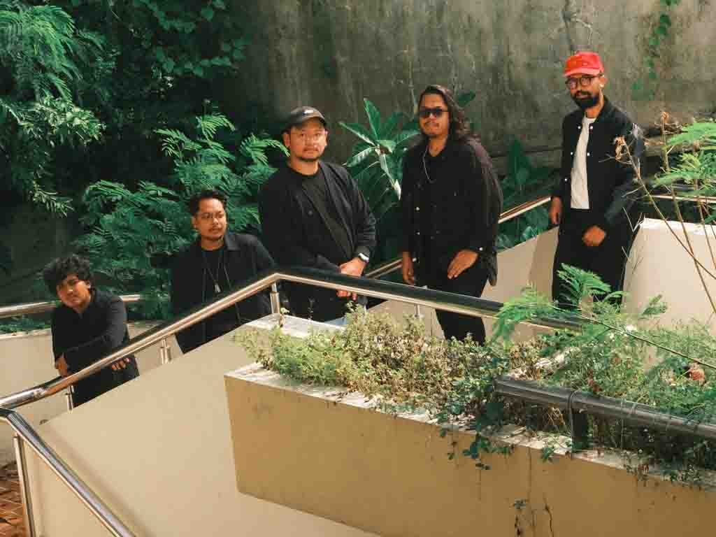 The People Of The Sun Rilis Single Kontemplasi, Refleksi Rock dari Surabaya Grup band rock asal Surabaya, The People Of The Sun (POTS). (Foto: Istimewa)
