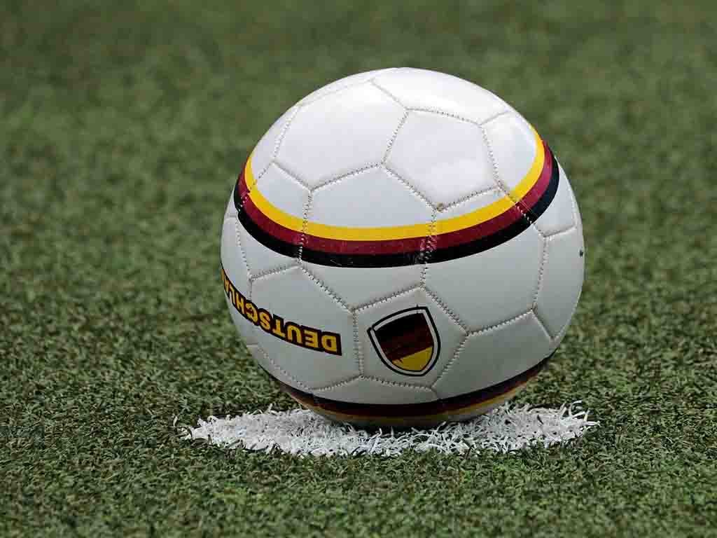 Shakira, Katy Perry, dan Lisa BLACKPINK Meriahkan Piala Dunia 2026 Ilustrasi Sepak Bola. (Foto: Istimewa)