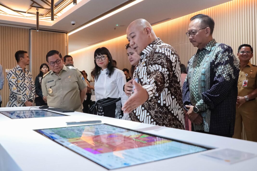 Pramono Anung Resmikan Jakarta Urban Knowledge Hub, Perkuat Pembangunan Kota Modern Berbasis Data dan Riset Pramono Anung Resmikan Jakarta Urban Knowledge Hub, Perkuat Pembangunan Kota Modern Berbasis Data dan Riset