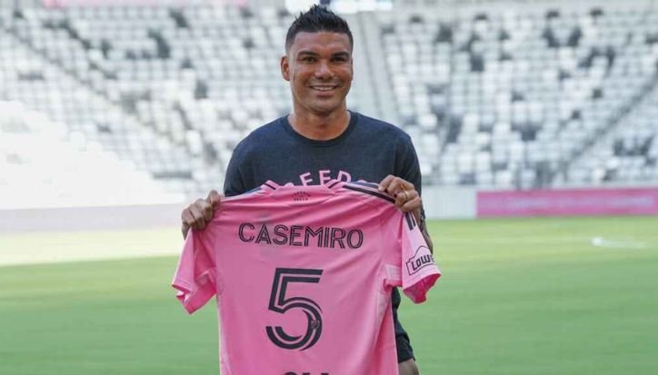 Casemiro: Saya Datang ke Inter Miami untuk Bantu ‘Dewa Sepak Bola’ Lionel Messi Raih Lebih Banyak Gelar Casemiro
