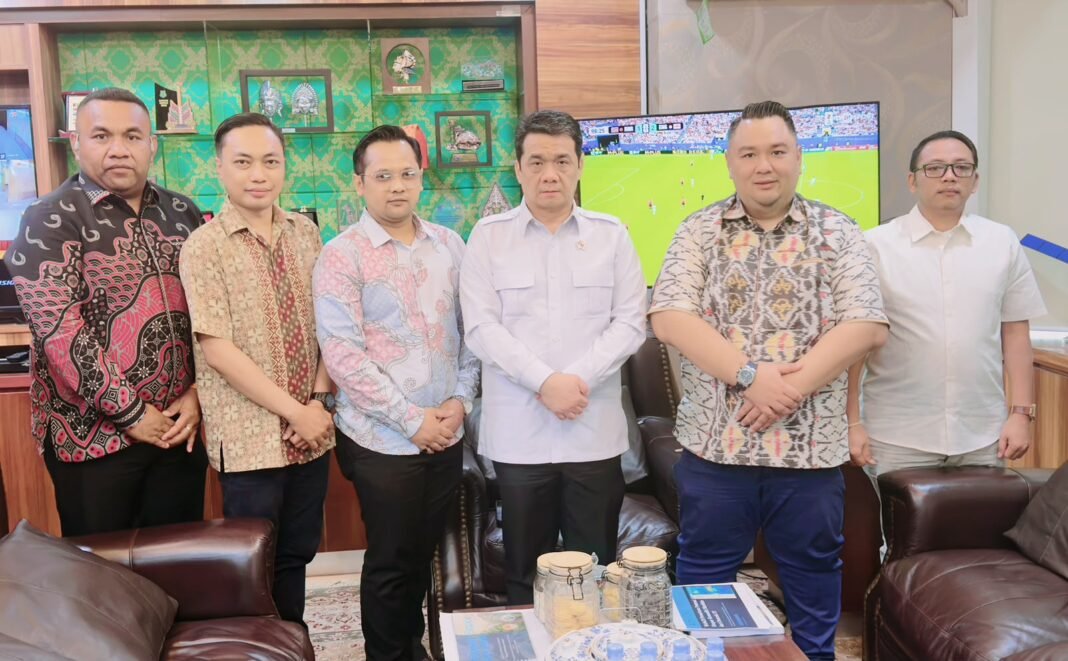 Andrio Caesario dan Riza Patria Siapkan Gebrakan Desa Ekspor Kopi Indonesia Andrio Caesario dan Riza Patria Siapkan Gebrakan Desa Ekspor Kopi Indonesia