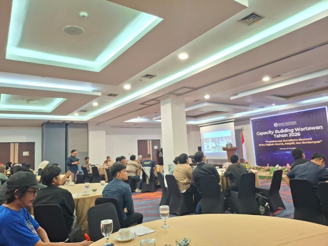 Capacity Building Wartawan yang diselenggarakan BI Sulbar