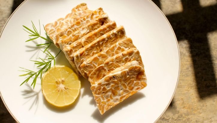 5 Makanan Terbaik untuk Menjaga Tulang Tetap Kuat, Bukan Cuma Susu Tempe