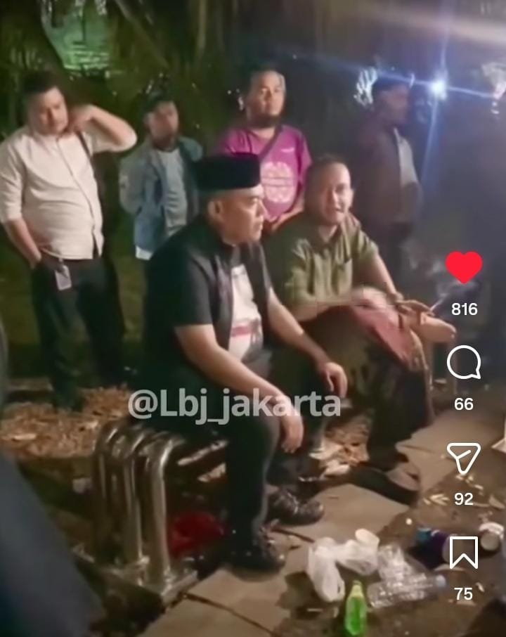 Aksi Habib Bahar Smith Beserta Massa Gerebek The Sounds Project di Ancol Aksi Habib Bahar Smith Beserta Massa Gerebek The Sounds Project di Ancol
