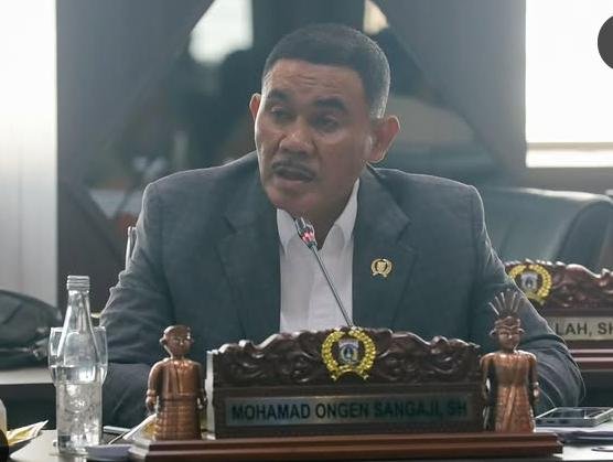 DPRD DKI Minta Sudinhub Jaktim Tertibkan Sopir Jaklingko Ugal-ugalan di Duren Sawit DPRD DKI Minta Sudinhub Jaktim Tertibkan Sopir Jaklingko Ugal-ugalan di Duren Sawit