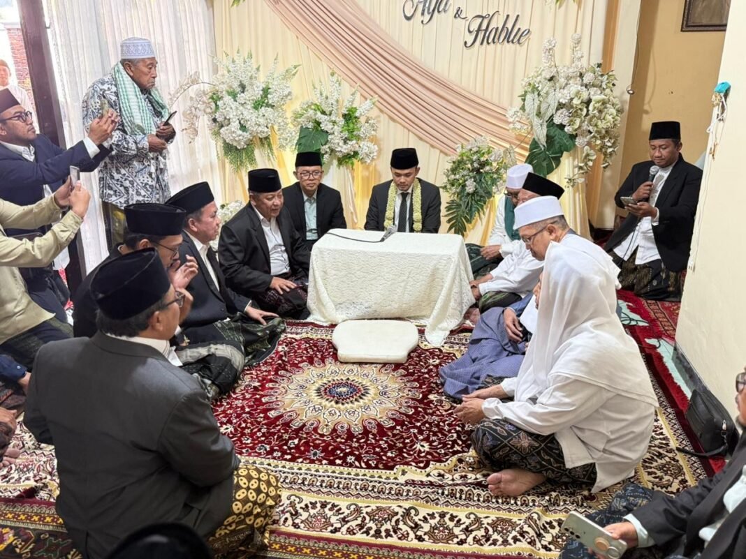 Muktamar NU di Tambakberas Jadi Saksi Pernikahan Putra Kiai Maman dan Cicit Mbah Wahab Muktamar NU di Tambakberas Jadi Saksi Pernikahan Putra Kiai Maman dan Cicit Mbah Wahab