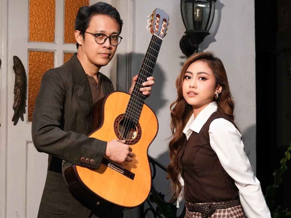 Penyanyi muda Sisca Saras dan gitaris legendaris Tohpati. (Foto: Istimewa)