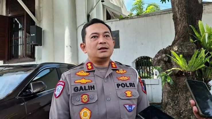 Heboh Dugaan Pungutan Pengambilan Kendaraan Kecelakaan, Satlantas Surabaya Buka Suara Heboh Dugaan Pungutan Pengambilan Kendaraan Kecelakaan, Satlantas Surabaya Buka Suara
