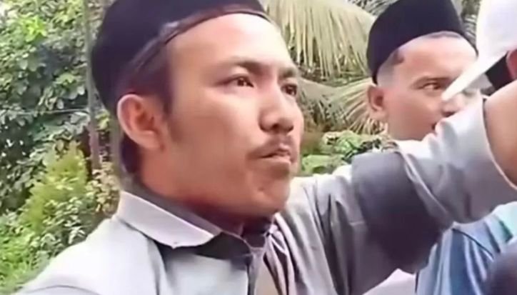 Pemuda yang ikut membubarkan ibadah di GKPI Mauk-Sepatan.