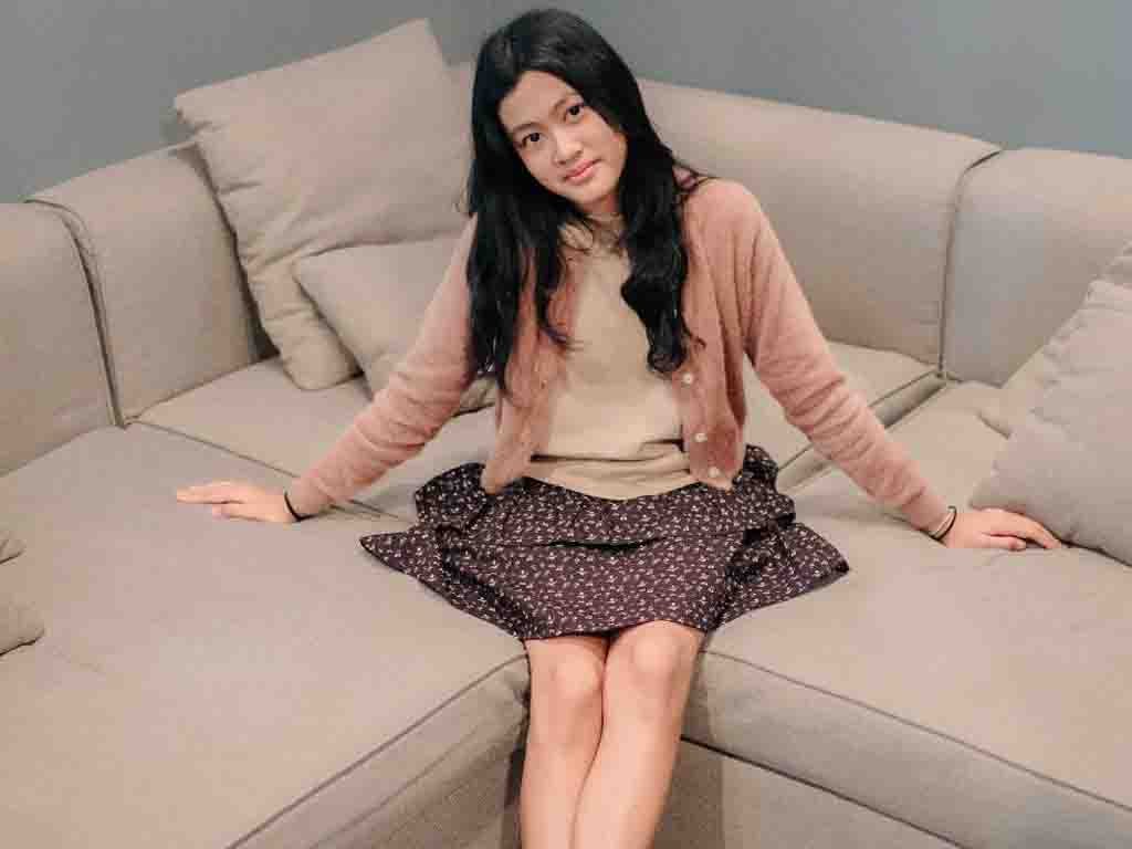 Atiya Purnomo Persembahkan Lagu Sinarku Takkan Sirna Penyanyi muda, Atiya Purnomo. (Foto: Istimewa)