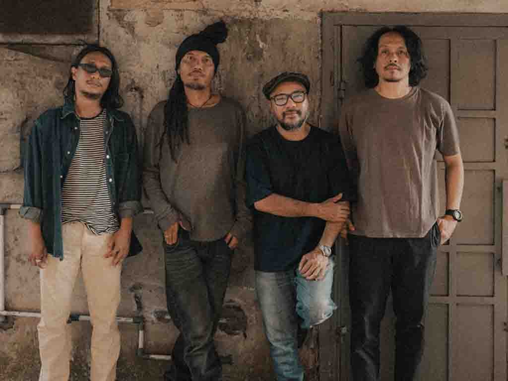 Dialog Dini Hari Rilis Album Rumah Bisa Lahir Sekali Lagi Grup musik Dialog Dini Hari. (Foto: Istimewa)
