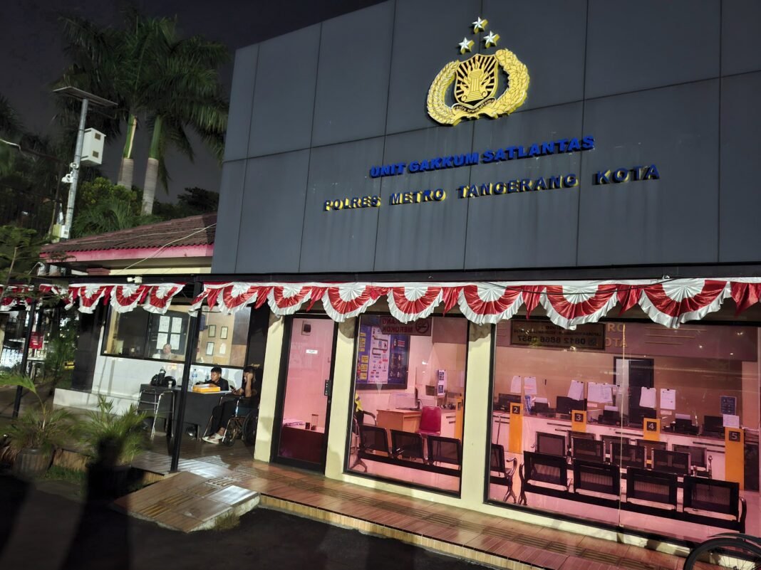 Pelaku Tabrak Lari Ibu dan Balita Masih Misterius, Keluarga Pertanyakan Progres Polisi Padahal CCTV Bertebaran Pelaku Tabrak Lari Ibu dan Balita Masih Misterius, Keluarga Pertanyakan Progres Polisi Padahal CCTV Bertebaran