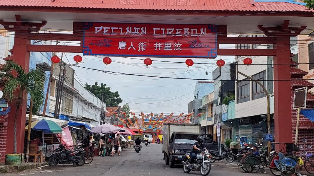 Kenduri Kue Bulan di Pecinan Cirebon Jadi Ruang Bertemunya Beragam Budaya Kenduri Kue Bulan di Pecinan Cirebon Jadi Ruang Bertemunya Beragam Budaya