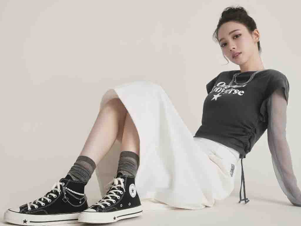 Sepatu Converse Chuck 70X Hadir di Indonesia, KARINA aespa Jadi Ikon Kampanye Bintang K-pop, KARINA aespa. (Foto: Istimewa)