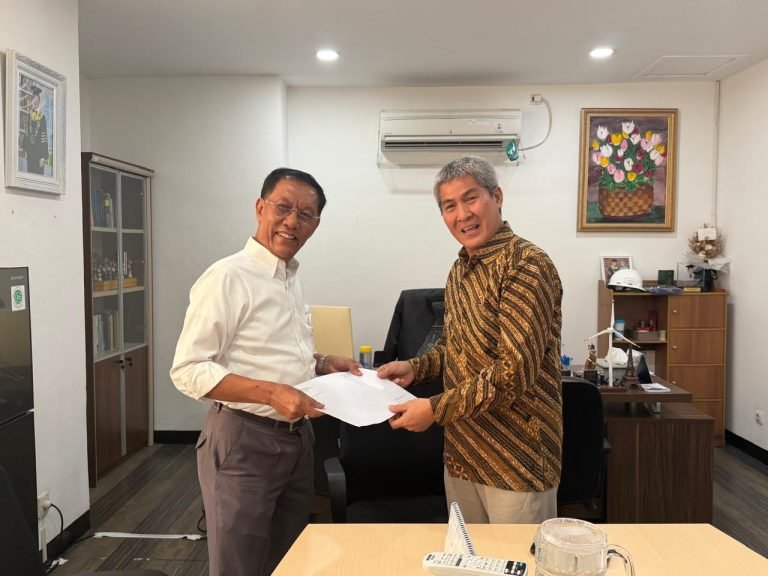 Bidik Pendidikan S3, ITPLN Angkat 3 Profesor Emeritus Bidik Pendidikan S3, ITPLN Angkat 3 Profesor Emeritus