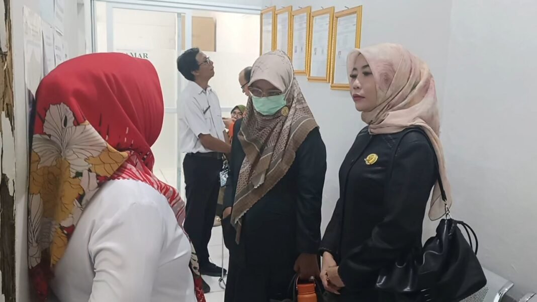 Sidak RSD Gunung Jati Cirebon, DPRD Minta Kondisi Keuangan dan Utang Dibuka Transparan Sidak RSD Gunung Jati Cirebon, DPRD Minta Kondisi Keuangan dan Utang Dibuka Transparan