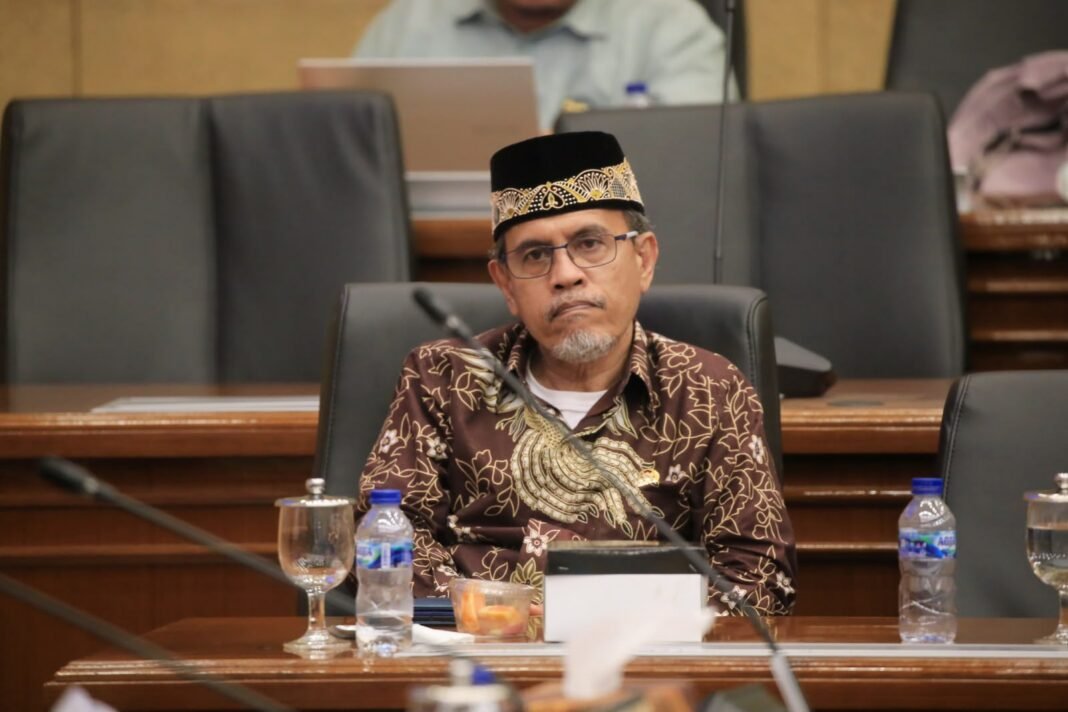 RUU Daerah Kepulauan Dibahas Bersama Kemendagri, Sultan Ternate Desak Keadilan bagi Daerah RUU Daerah Kepulauan Dibahas Bersama Kemendagri, Sultan Ternate Desak Keadilan bagi Daerah